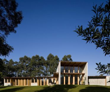 Castanheira：水泥和木屋之家
