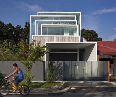 Chang建雷竞技下载链接筑事务所:新加坡被自然包围的房子