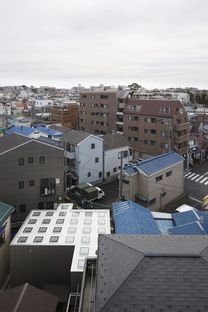 霍萨卡（Takeshi Hosaka）：横滨淹没了日光的房屋