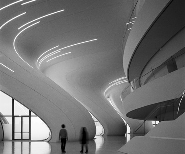 Zaha Hadid：Baku的Heydar Aliyev中心