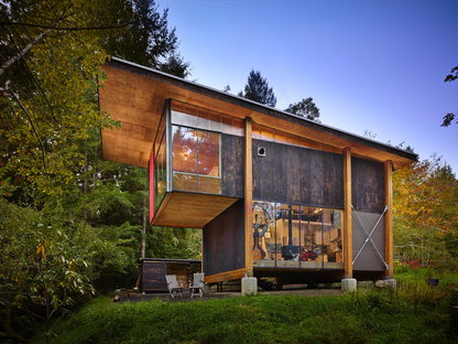 Applied recycling with Scavenger Studio by Olson Kundig