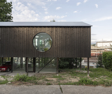 Leopold Banchini 雷竞技下载链接Architects和Casa CCFF，一栋环保房屋