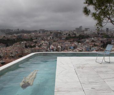 Leopold Banchini建雷竞技下载链接筑师与Daniel Zamarbide Casa Do Monte在里斯本