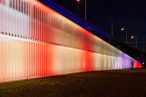 热演讲，Leuwebb项目的光线安装多伦多城市灯raybet官网