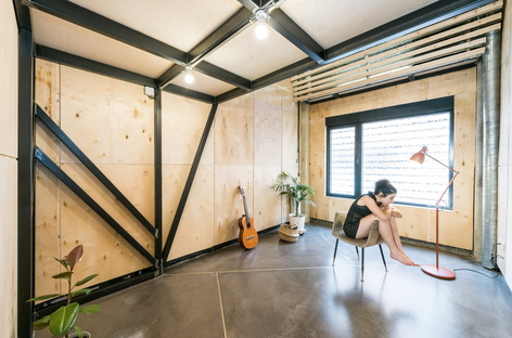 Cumulolimbo Studio的Uphouse，或：如何优雅地扩大空间