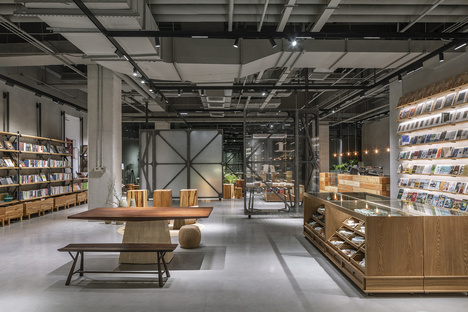 LUO工作室在北京创建了Mumokuteki概念书店