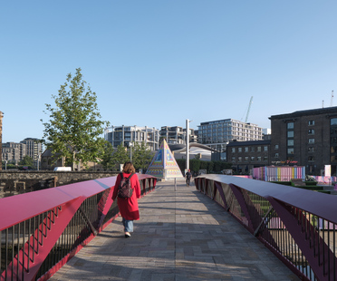 Moxon建雷竞技下载链接筑事务所设计的位于伦敦国王十字的Esperance大桥