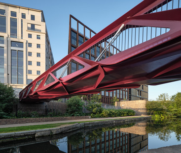 Moxon 雷竞技下载链接Architects的Esperance Bridge在伦敦的King's Cross