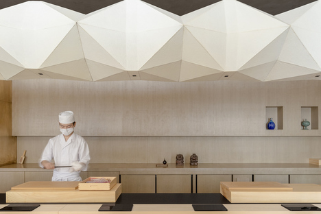 由自然时代艺术设计公司设计的深圳Shoku tei寿司餐厅