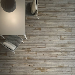 木材效应地板瓷砖，用于想象新内饰