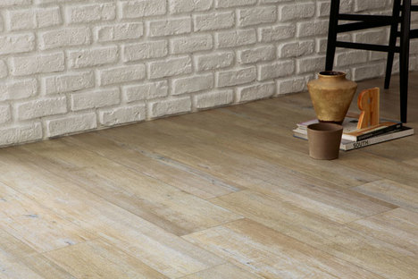 木材效应地板瓷砖，用于想象新内饰