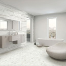 现代浴室采用Stonepeak的陶瓷地板和墙壁瓷砖