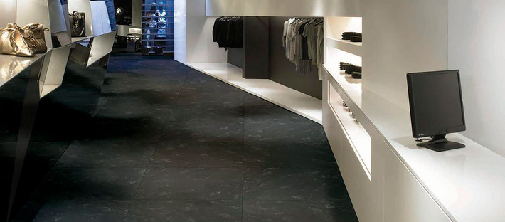 购物中心的FMG大理石效应地板