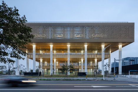 Mecanoo的钢南图书馆的钢结构